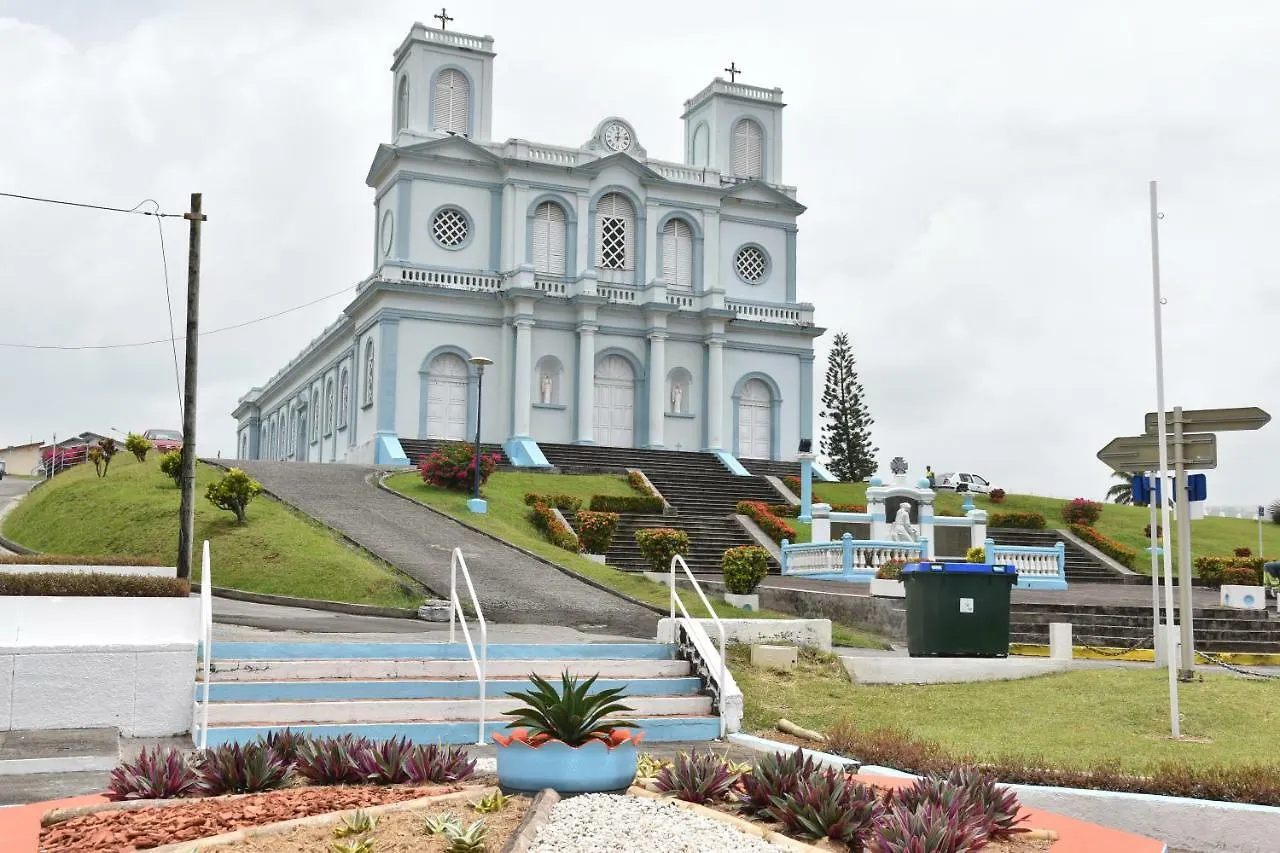 Haut De Villa Dans Son Ecrin De Verdure Sainte-Marie 0*,