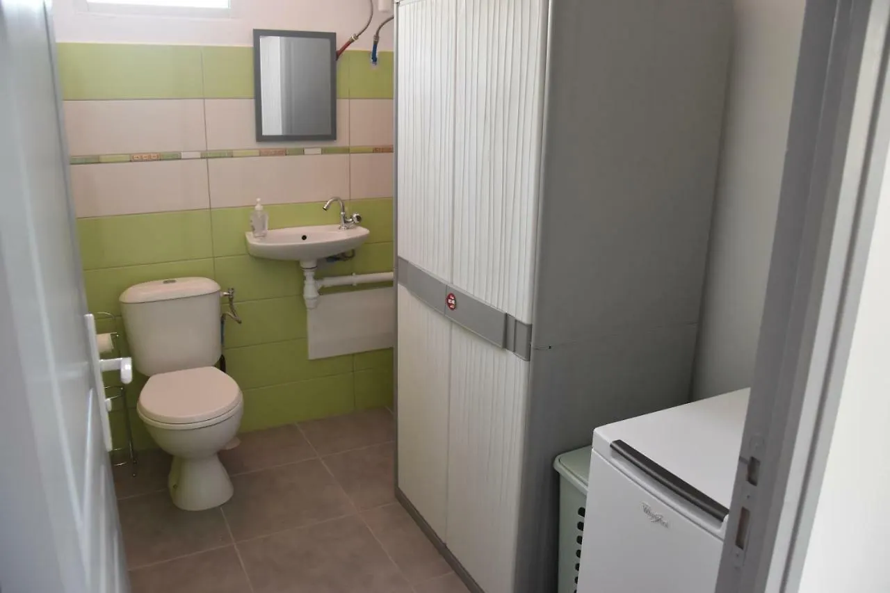 Holiday home Haut De Villa Dans Son Ecrin De Verdure Sainte-Marie